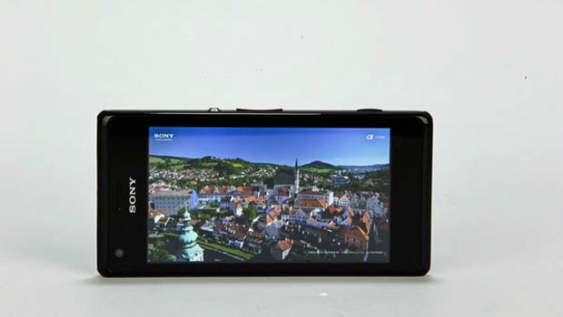 недорогой смартфон Sony Xperia M