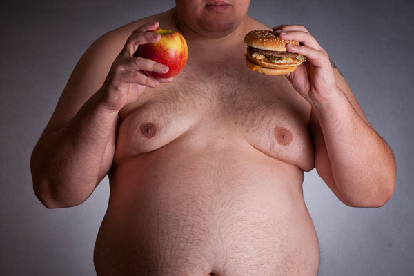 Неправильное питание-одна из причин лишнего жира в области груди