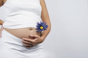 Беременность 2 недели после зачатия: первые признаки и симптомы