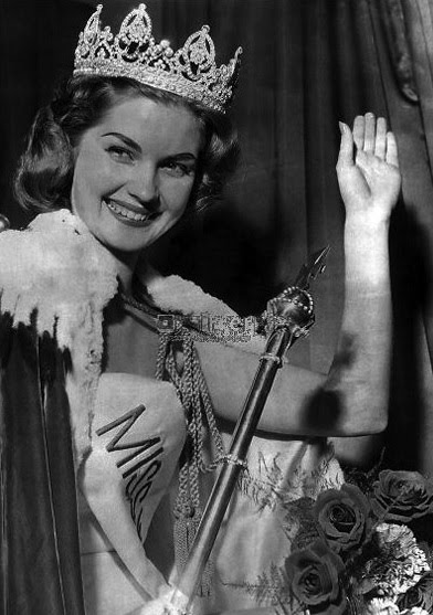  южноафриканка Пенелопа Кёлен, Мисс мира 1958. Фото / Penelope Coelen (South Africa), Miss World 1958. Photo